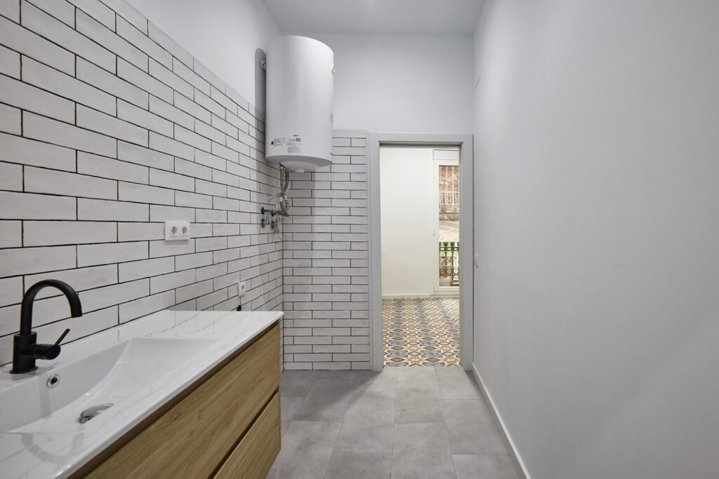 Cuarto de baño (Reforma en Callao) Selarom